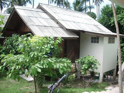 Save Bungalows Ko Tao Buitenkant foto